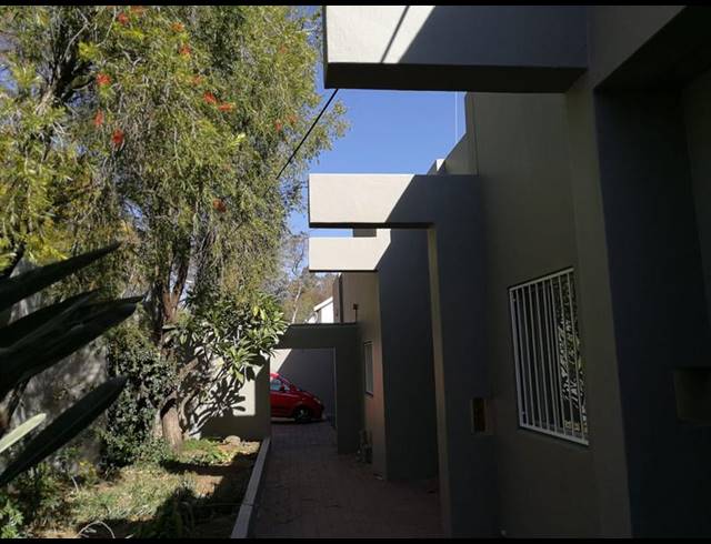 3 BEDROOM PROPERTY TO RENT IN JUKSKEI PARK